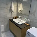 New Brilant Lägenhet Tirana
